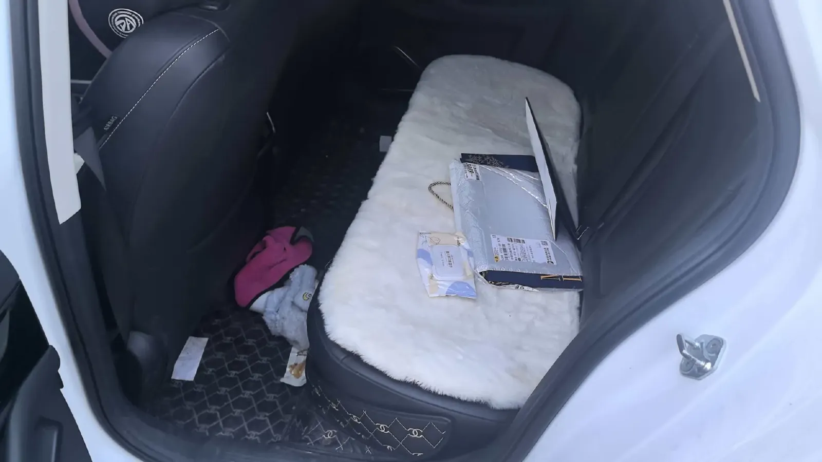 2022 DongFeng Fengon Fengon 580 1.5T 184HP L4 6AT,autocango,china used car exporter,china ev exporter,chinese used car exporter,chinese used ev exporter