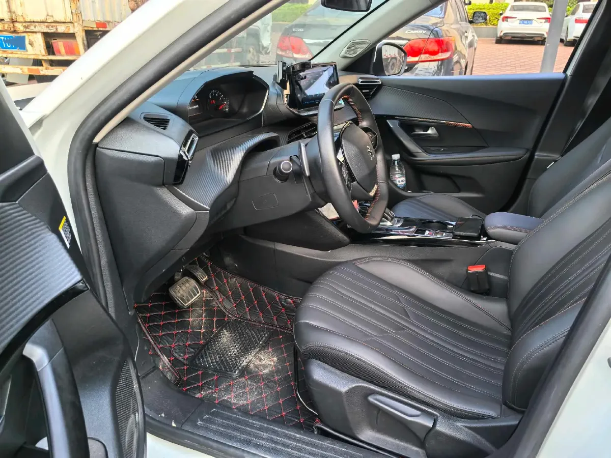 2022 Peugeot 2008 1.2T 136HP L3 6DCT,autocango,china used car exporter,china ev exporter,chinese used car exporter,chinese used ev exporter