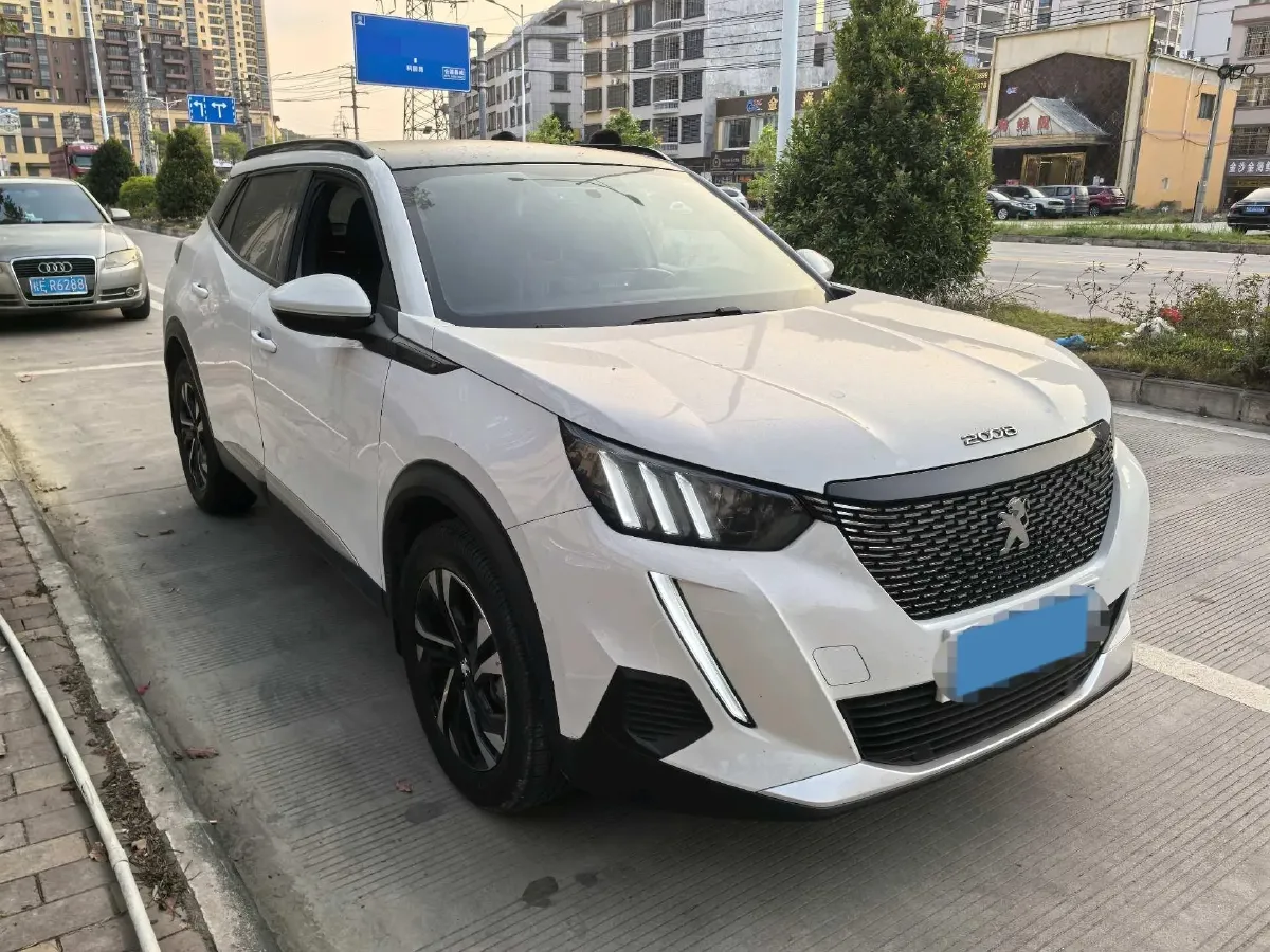 2022 Peugeot 2008 1.2T 136HP L3 6DCT,autocango,china used car exporter,china ev exporter,chinese used car exporter,chinese used ev exporter