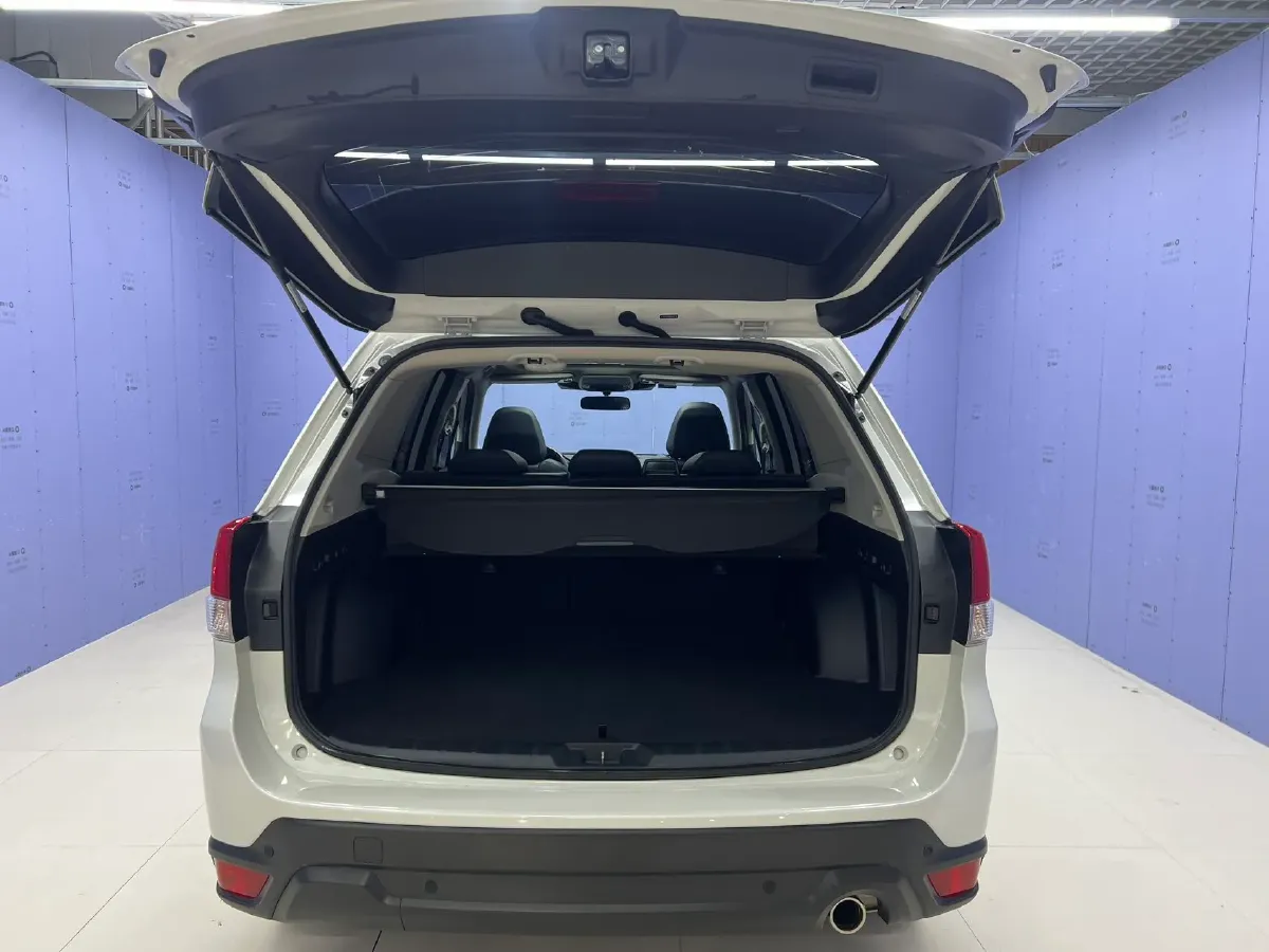 2022 Subaru Forester 2.0L 154HP H4 CVT,autocango,china used car exporter,china ev exporter,chinese used car exporter,chinese used ev exporter