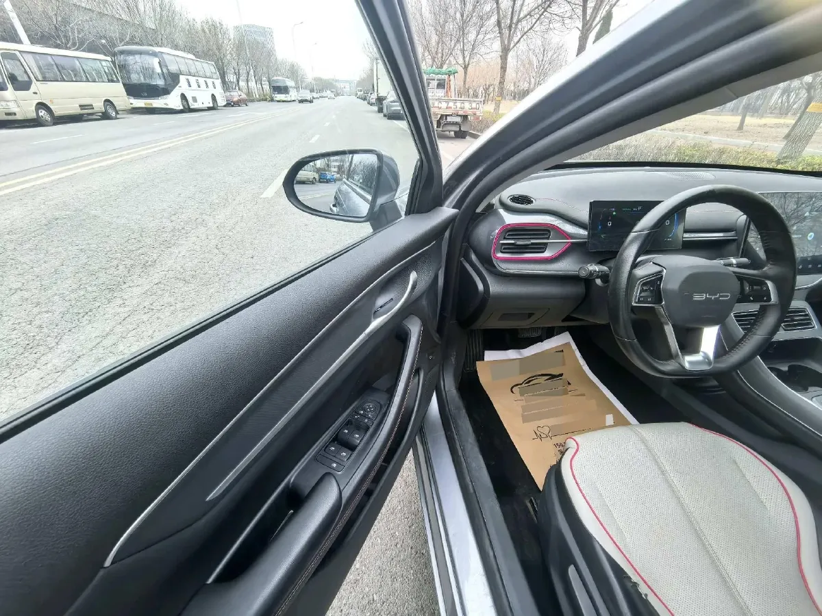 2022 Roewe RX5 MAX 1.5T 181HP L4 6AT,autocango,china used car exporter,china ev exporter,chinese used car exporter,chinese used ev exporter