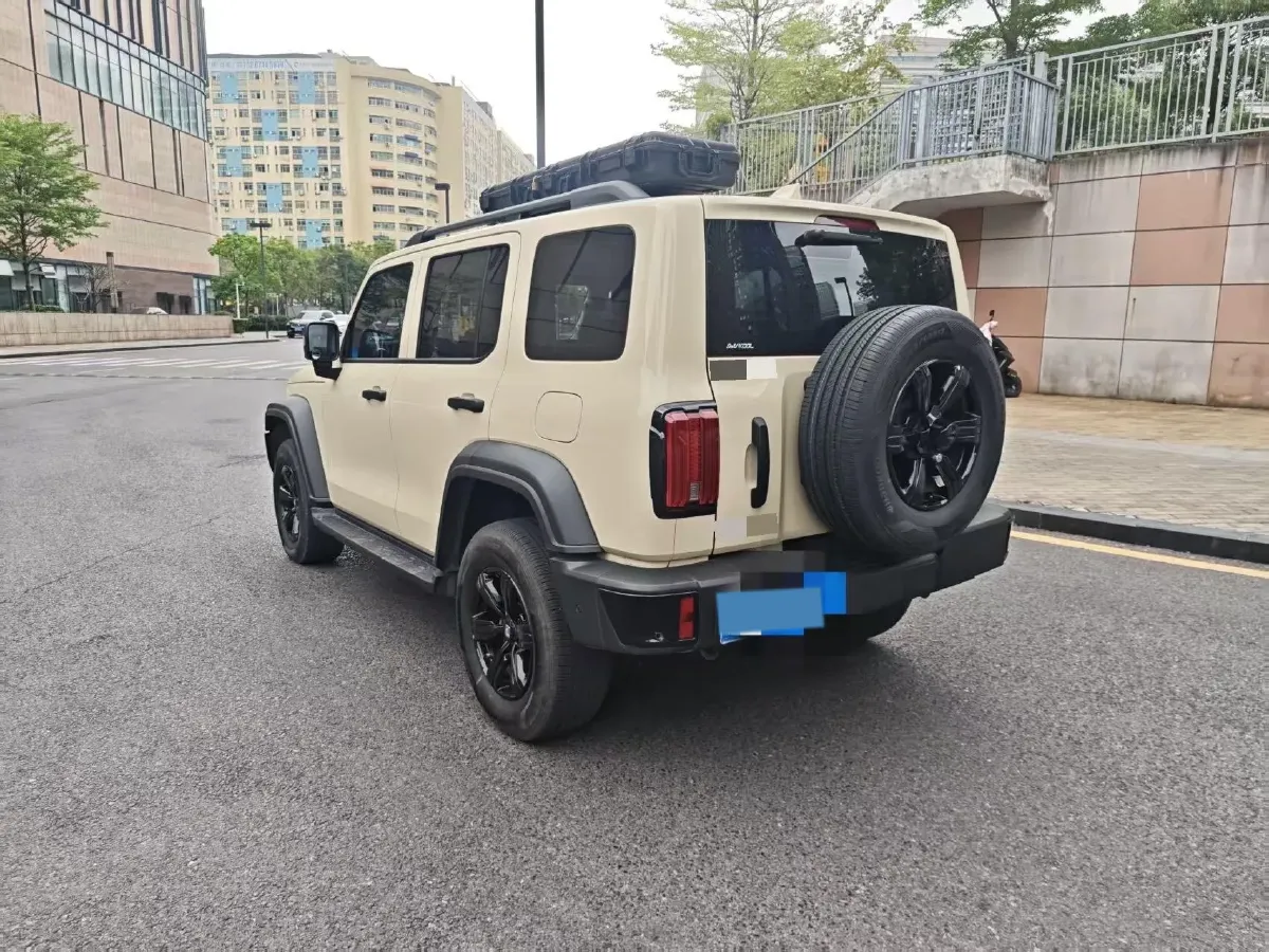 2025 Tank 300 2.4T 186HP L4 9AT,autocango,china used car exporter,china ev exporter,chinese used car exporter,chinese used ev exporter