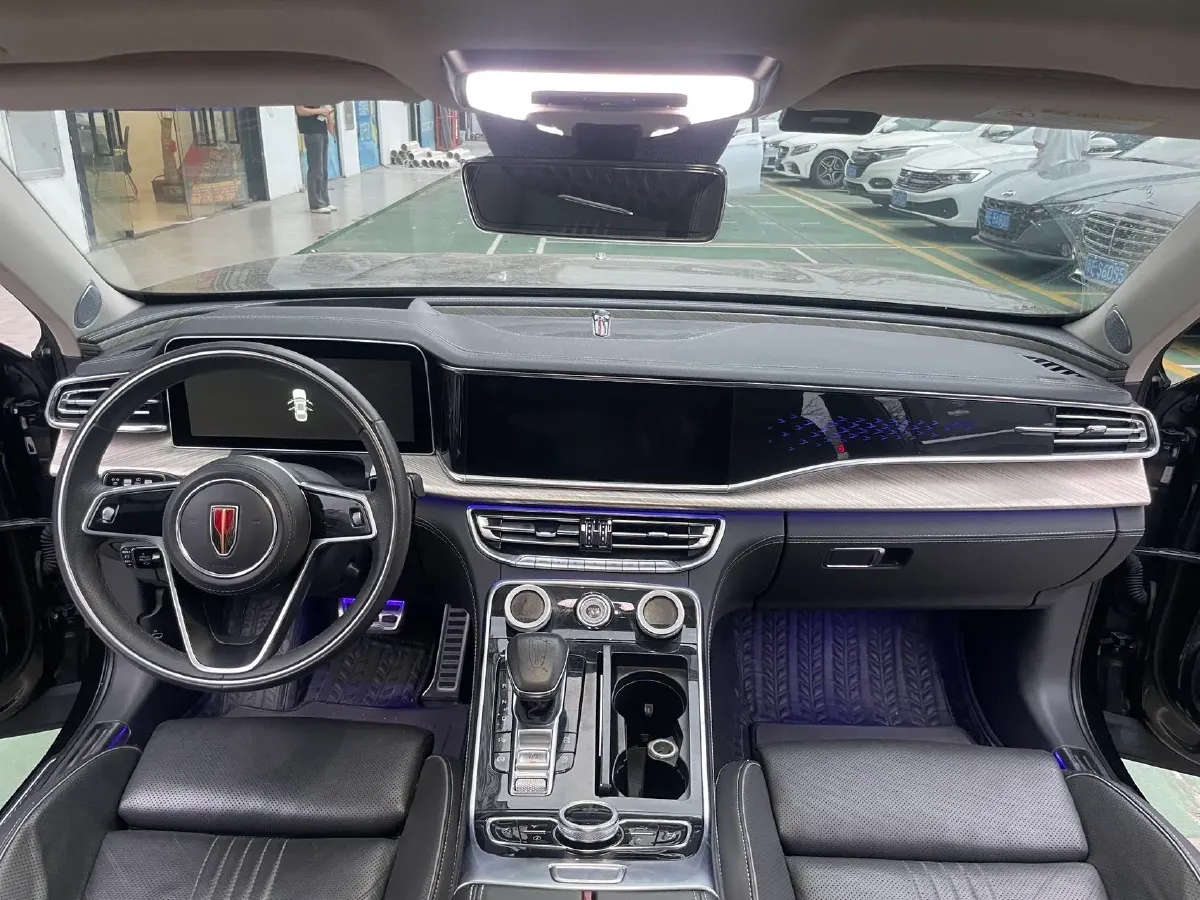 2020 HongQi H9 2.0T 252HP L4 7DCT,autocango,china used car exporter,china ev exporter,chinese used car exporter,chinese used ev exporter