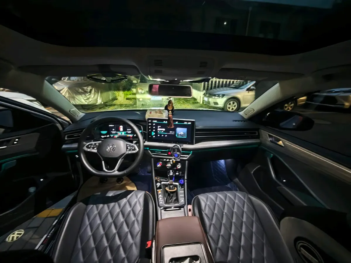 2023 Volkswagen Sagitar 1.5T 160HP L4 7DCT,autocango,china used car exporter,china ev exporter,chinese used car exporter,chinese used ev exporter