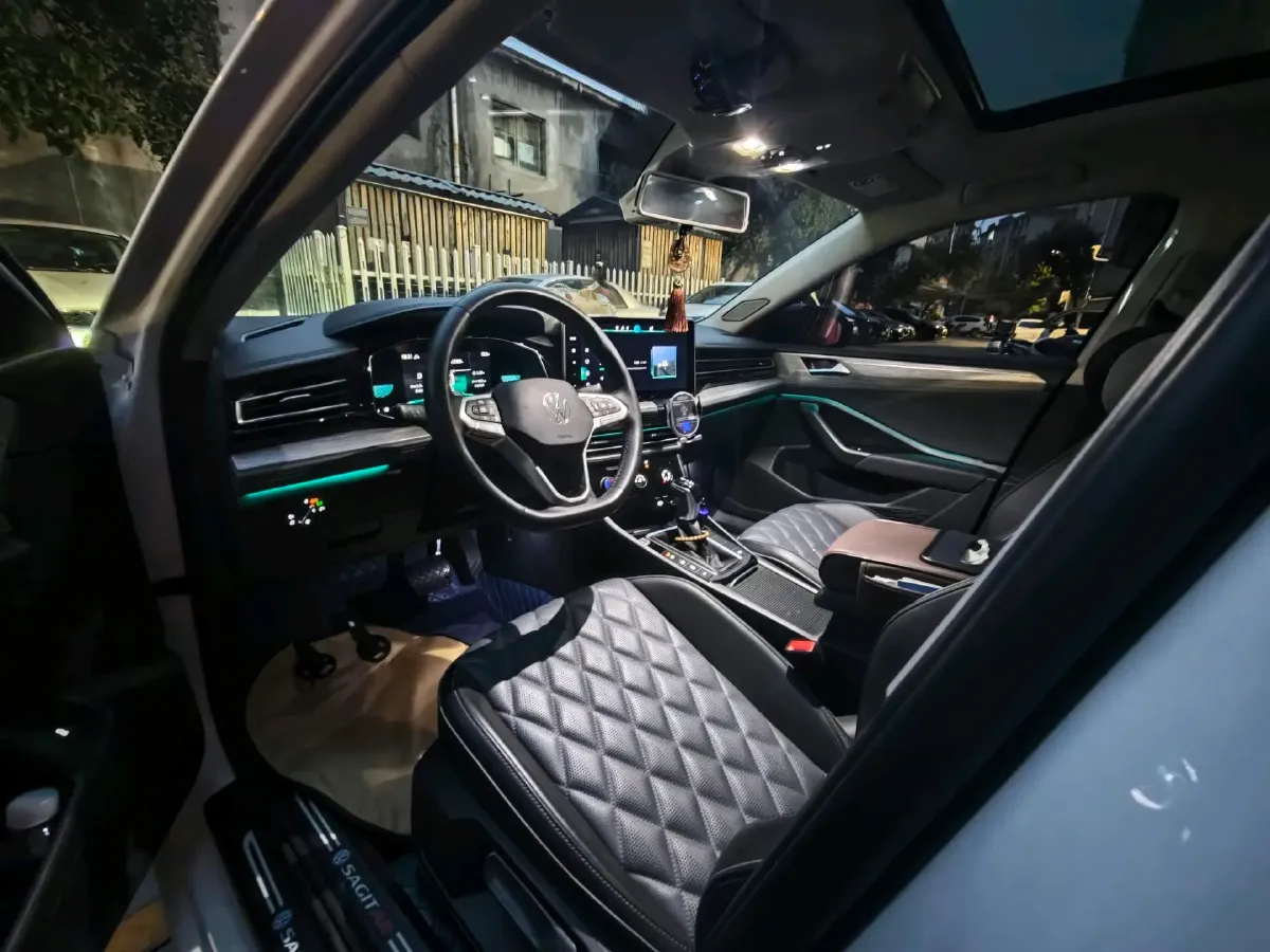 2023 Volkswagen Sagitar 1.5T 160HP L4 7DCT,autocango,china used car exporter,china ev exporter,chinese used car exporter,chinese used ev exporter