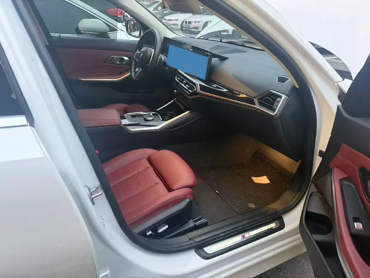 2023 BMW 3 Series 2.0T 156HP L4 8AT,autocango,china used car exporter,china ev exporter,chinese used car exporter,chinese used ev exporter