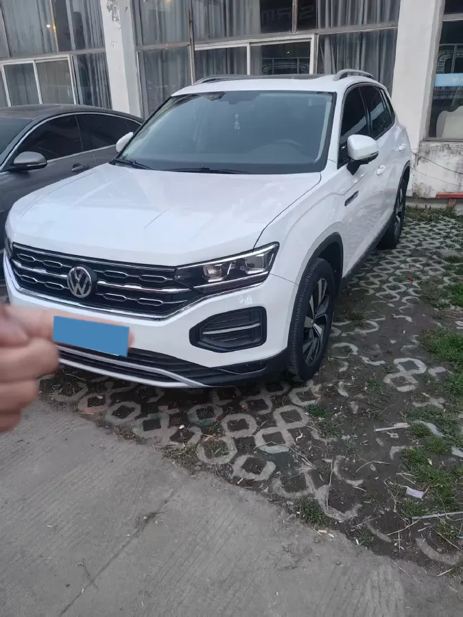 2021 Volkswagen Tayron 2.0T 186HP L4 7DCT,autocango,china used car exporter,china ev exporter,chinese used car exporter,chinese used ev exporter