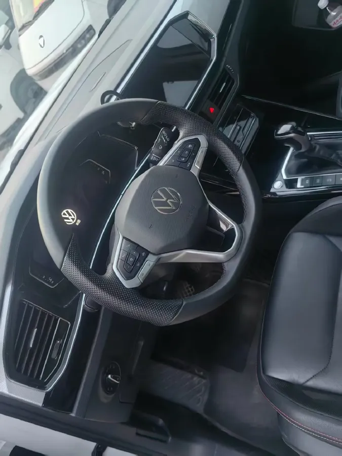 2021 Volkswagen Tayron 2.0T 186HP L4 7DCT,autocango,china used car exporter,china ev exporter,chinese used car exporter,chinese used ev exporter