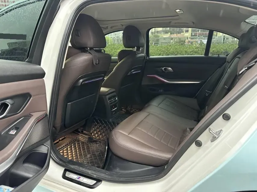 2021 BMW 3 Series 2.0T 184HP L4 8AT,autocango,china used car exporter,china ev exporter,chinese used car exporter,chinese used ev exporter