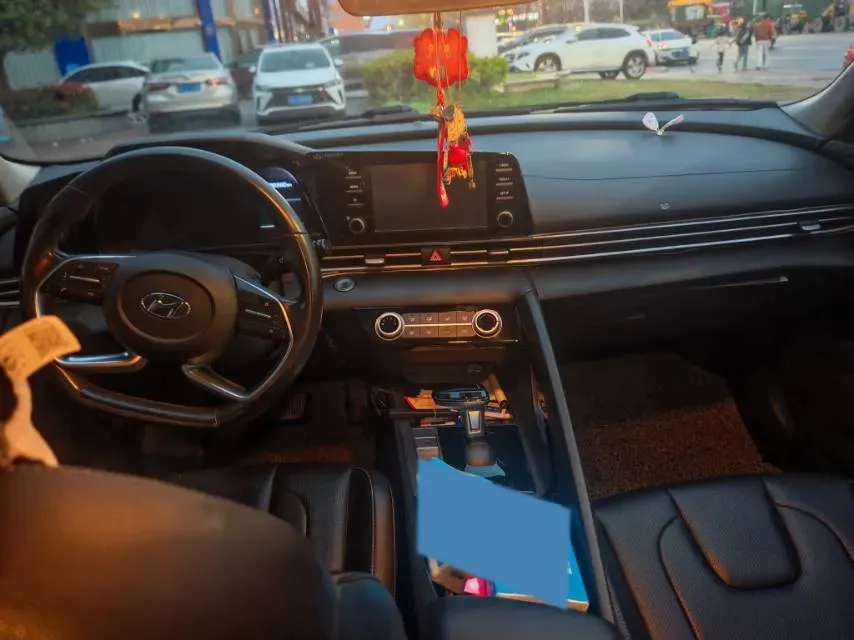 2021 Hyundai Elantra 1.5L 115HP L4 CVT,autocango,china used car exporter,china ev exporter,chinese used car exporter,chinese used ev exporter