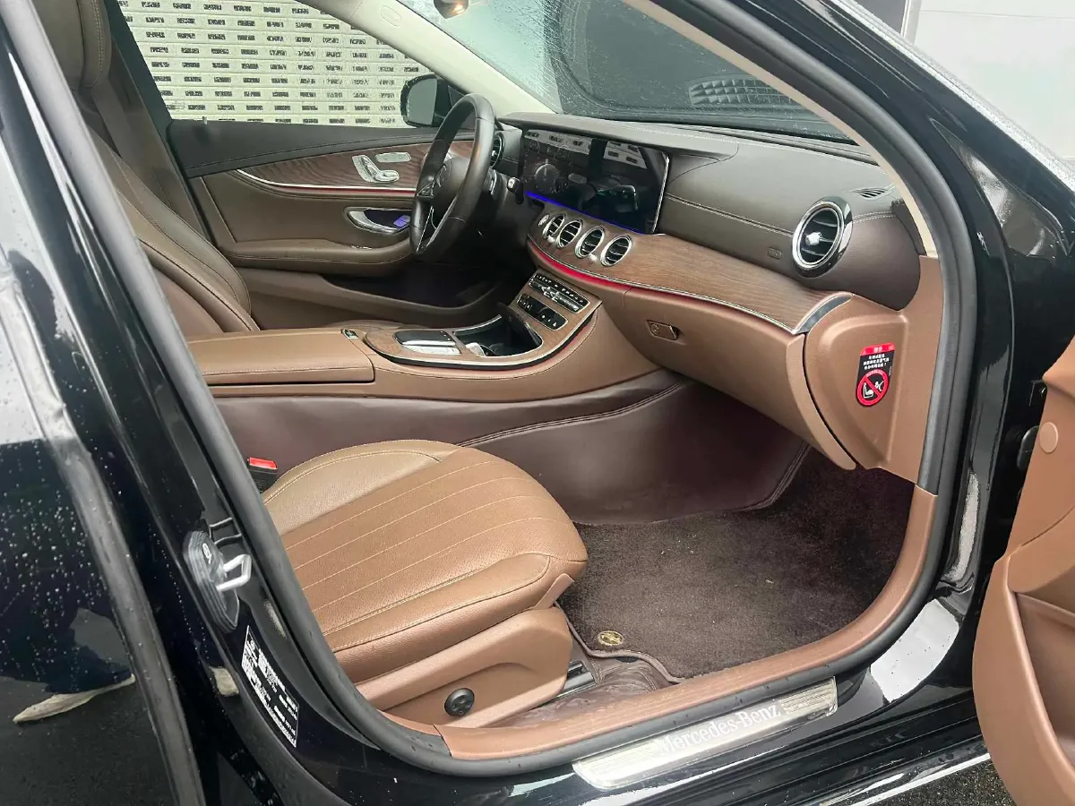 2023 Mercedes-Benz E Class 2.0T 258HP L4 9AT,autocango,china used car exporter,china ev exporter,chinese used car exporter,chinese used ev exporter
