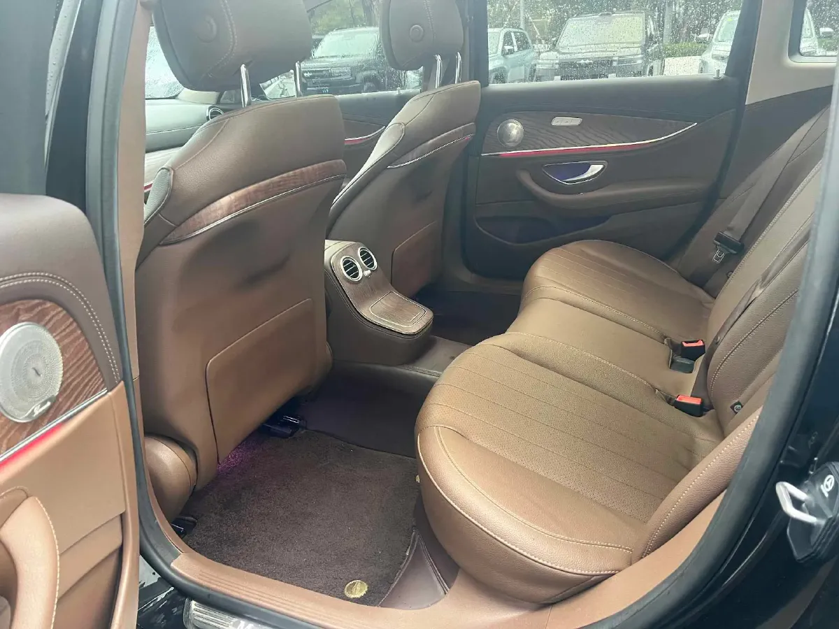 2023 Mercedes-Benz E Class 2.0T 258HP L4 9AT,autocango,china used car exporter,china ev exporter,chinese used car exporter,chinese used ev exporter