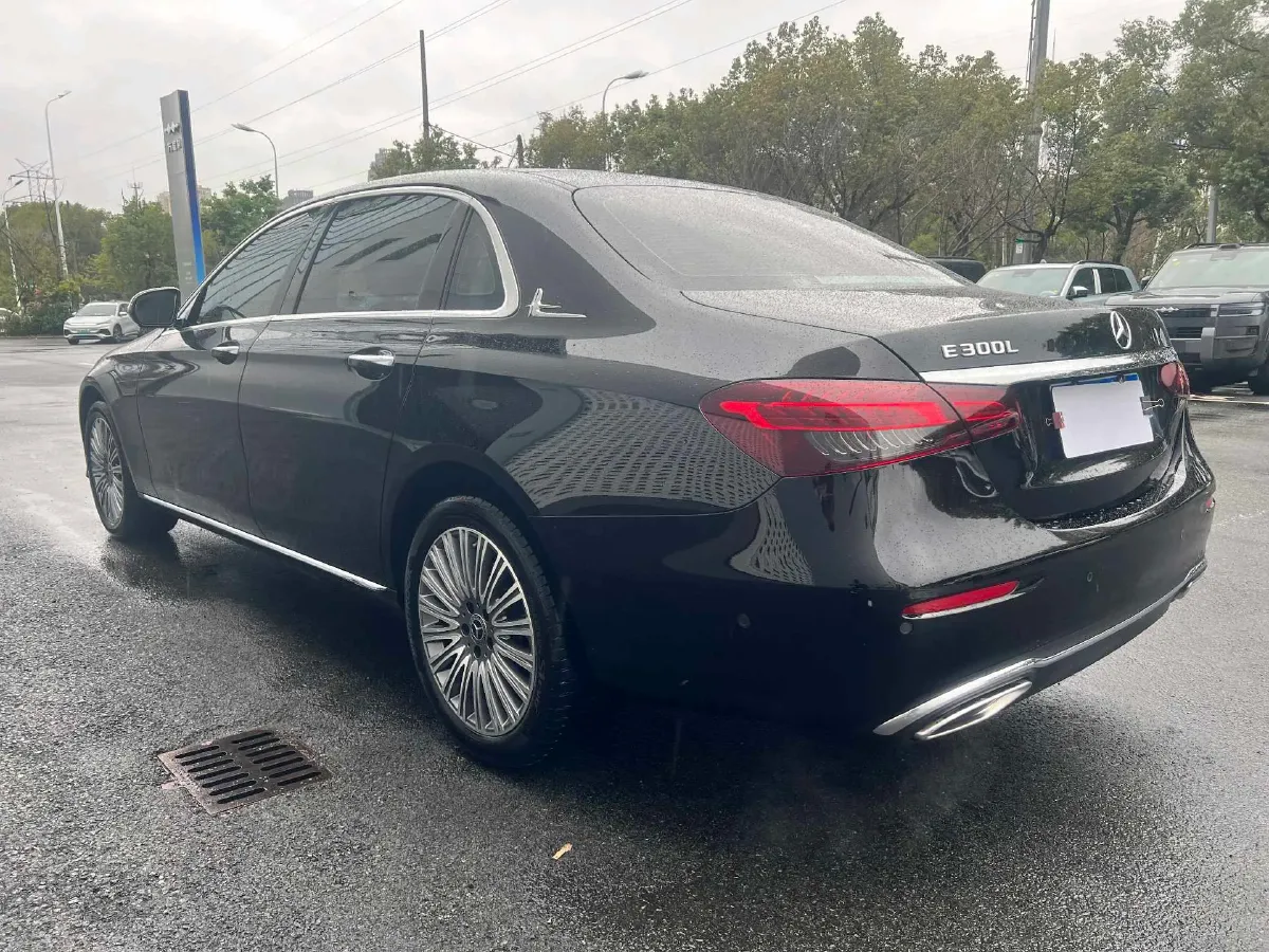 2023 Mercedes-Benz E Class 2.0T 258HP L4 9AT,autocango,china used car exporter,china ev exporter,chinese used car exporter,chinese used ev exporter