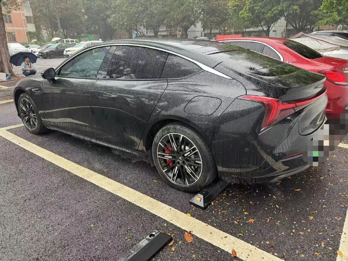 2022 Jeep Grand Commander 2.0T 234HP L4 9AT,autocango,china used car exporter,china ev exporter,chinese used car exporter,chinese used ev exporter