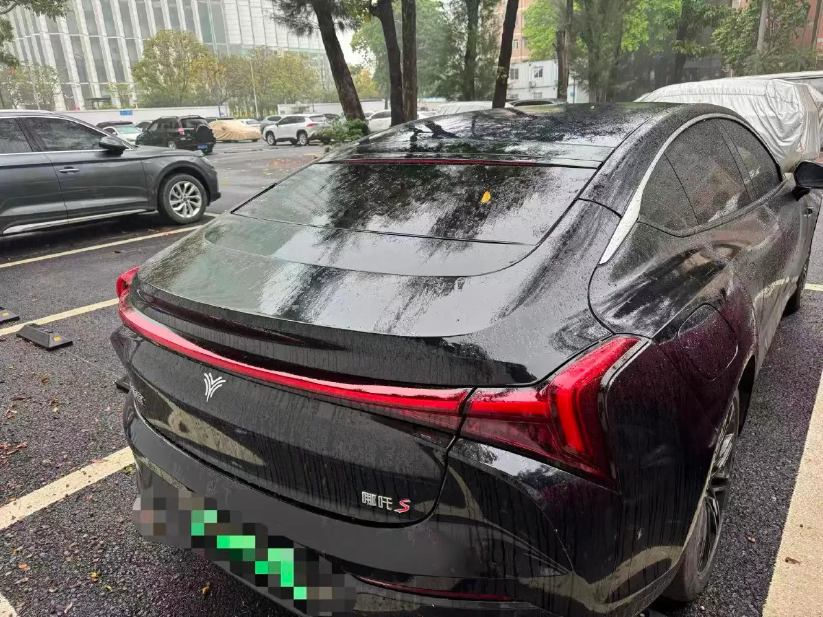 2022 Jeep Grand Commander 2.0T 234HP L4 9AT,autocango,china used car exporter,china ev exporter,chinese used car exporter,chinese used ev exporter