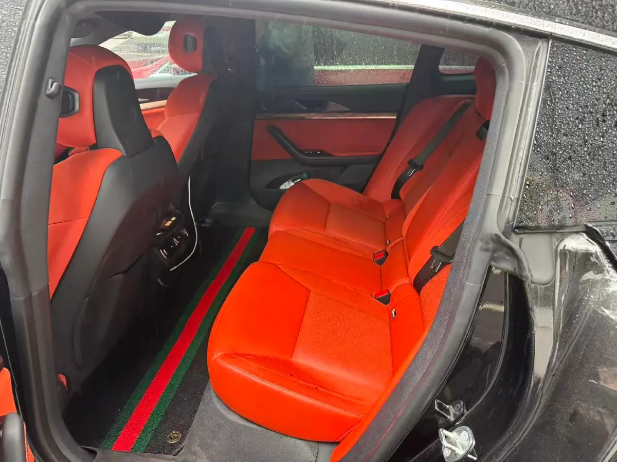 2022 Jeep Grand Commander 2.0T 234HP L4 9AT,autocango,china used car exporter,china ev exporter,chinese used car exporter,chinese used ev exporter