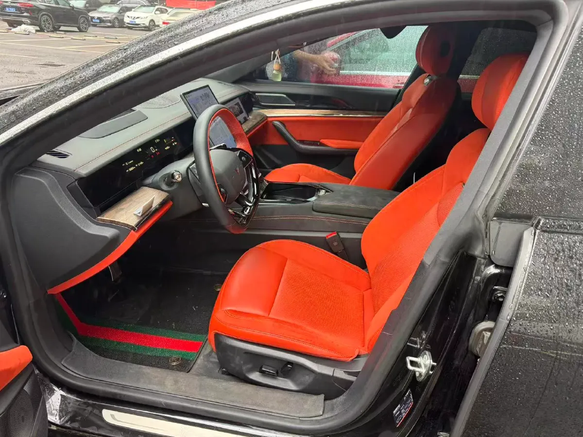 2022 Jeep Grand Commander 2.0T 234HP L4 9AT,autocango,china used car exporter,china ev exporter,chinese used car exporter,chinese used ev exporter