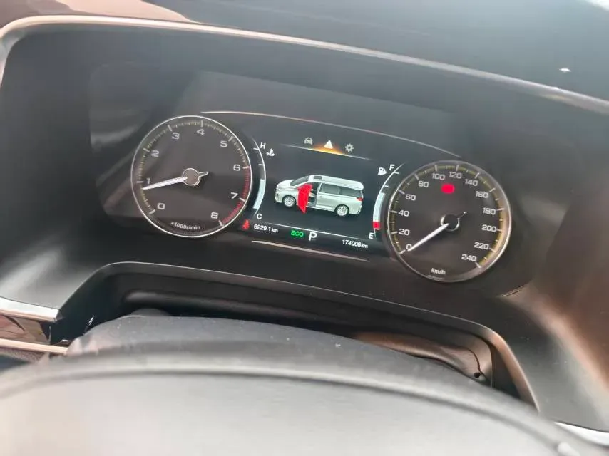 2021 GAC Trumpchi M8 2.0T 252HP L4 8AT,autocango,china used car exporter,china ev exporter,chinese used car exporter,chinese used ev exporter