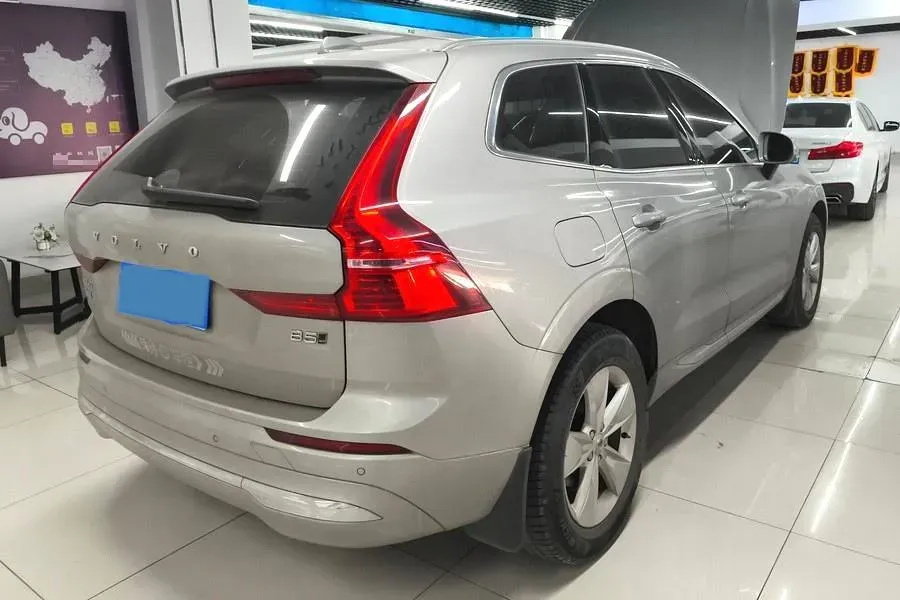 2022 Volvo XC60 2.0T 250HP L4 8AT,autocango,china used car exporter,china ev exporter,chinese used car exporter,chinese used ev exporter
