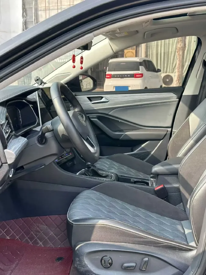 2024 Volkswagen Sagitar 1.5T 160HP L4 7DCT,autocango,china used car exporter,china ev exporter,chinese used car exporter,chinese used ev exporter