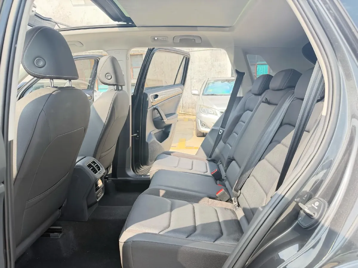 2020 Volkswagen Tayron 1.4T 150HP L4 7DCT,autocango,china used car exporter,china ev exporter,chinese used car exporter,chinese used ev exporter