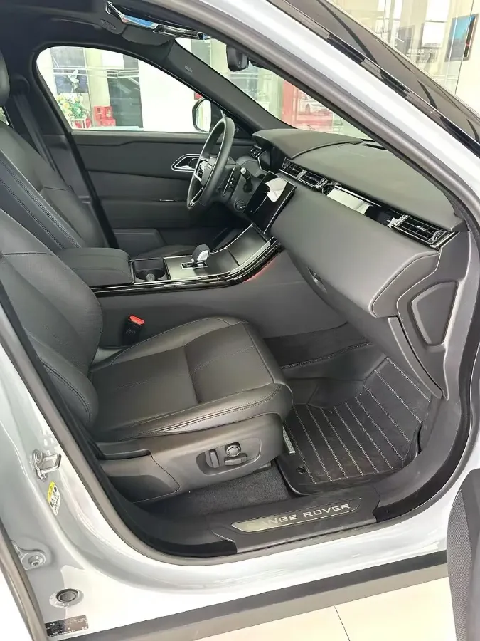2024 Land Rover Range Rover Velar 2.0T 250HP L4 8AT,autocango,china used car exporter,china ev exporter,chinese used car exporter,chinese used ev exporter