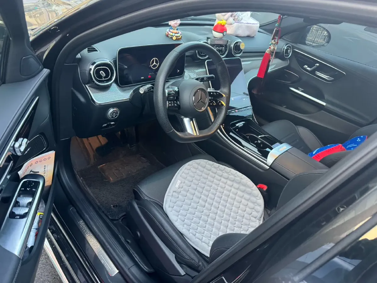 2023 Mercedes-Benz C Class 1.5T 170HP L4 9AT,autocango,china used car exporter,china ev exporter,chinese used car exporter,chinese used ev exporter