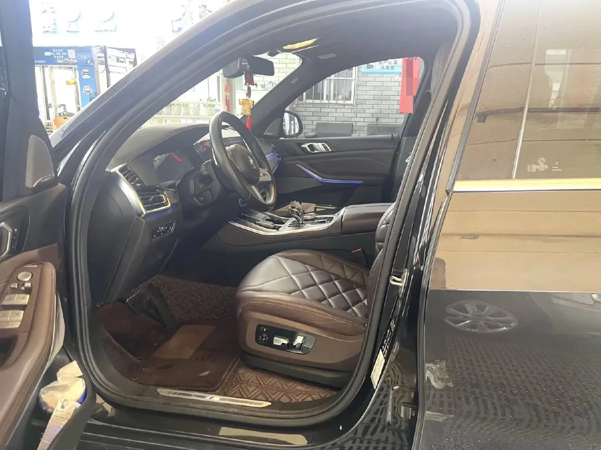 2022 BMW X5 3.0T 333HP L6 8AT,autocango,china used car exporter,china ev exporter,chinese used car exporter,chinese used ev exporter