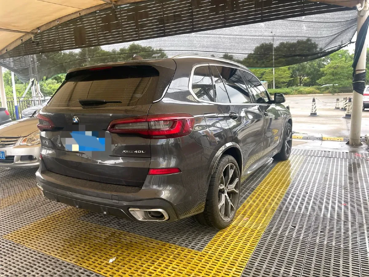 2022 BMW X5 3.0T 333HP L6 8AT,autocango,china used car exporter,china ev exporter,chinese used car exporter,chinese used ev exporter