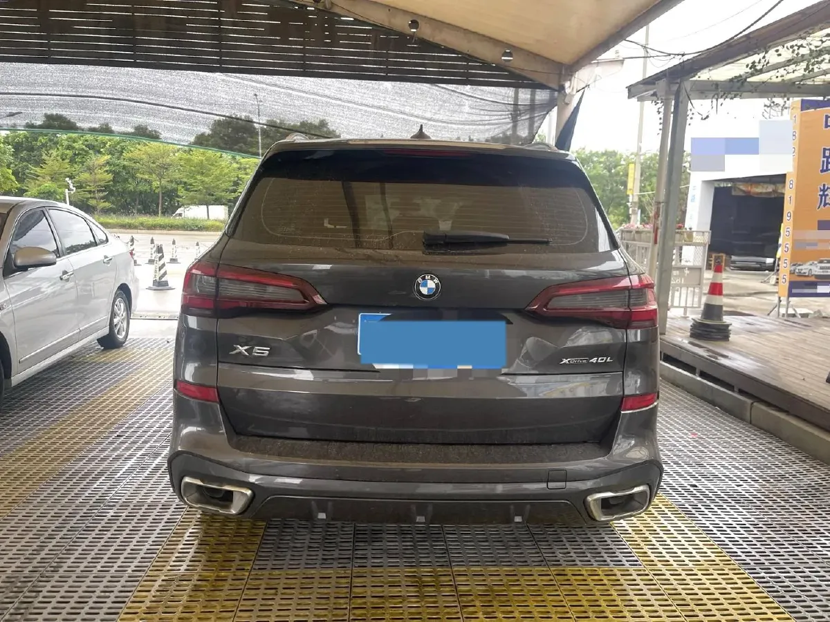 2022 BMW X5 3.0T 333HP L6 8AT,autocango,china used car exporter,china ev exporter,chinese used car exporter,chinese used ev exporter