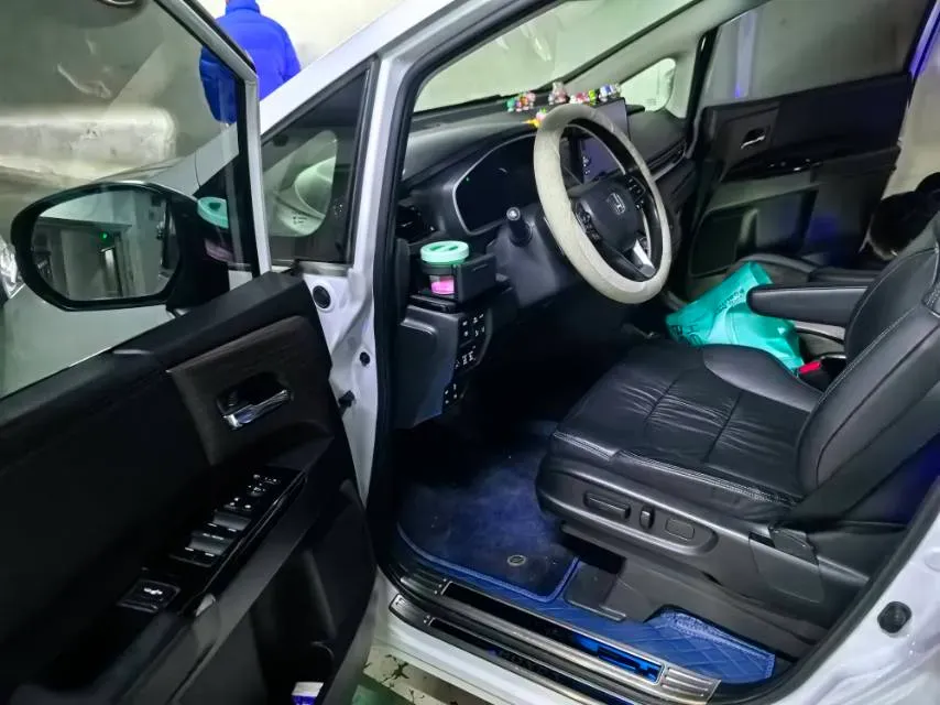 2022 Honda Odyssey 2.0L 146HP L4 E-CVT Hybrid,autocango,china used car exporter,china ev exporter,chinese used car exporter,chinese used ev exporter
