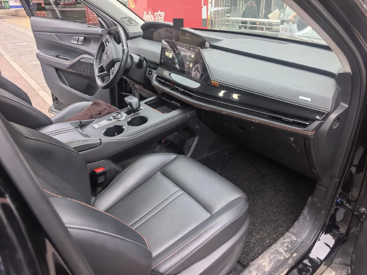 2021 ChangAn UNI-K 2.0T 233HP L4 8AT,autocango,china used car exporter,china ev exporter,chinese used car exporter,chinese used ev exporter