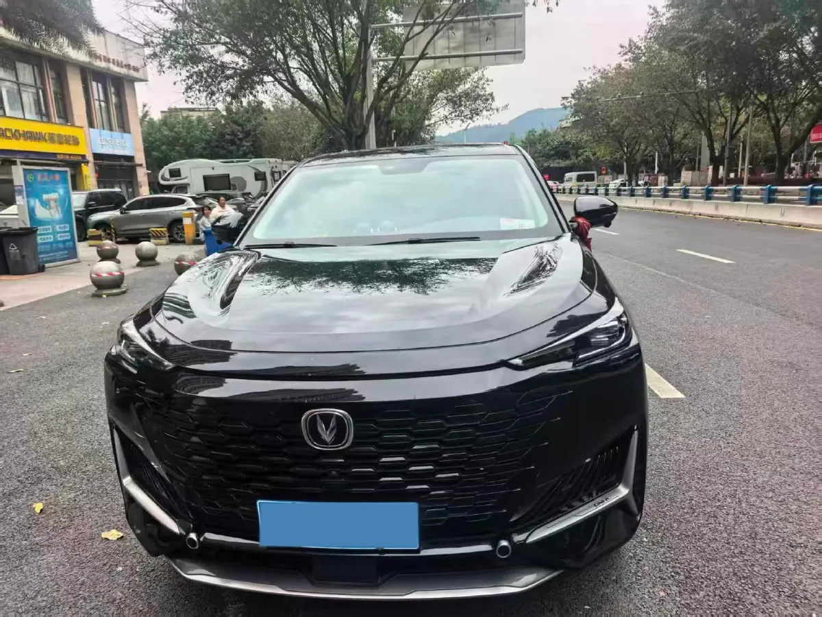 2021 ChangAn UNI-K 2.0T 233HP L4 8AT,autocango,china used car exporter,china ev exporter,chinese used car exporter,chinese used ev exporter