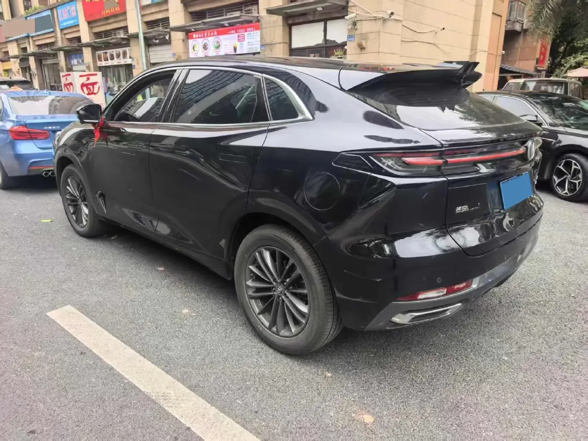 2021 ChangAn UNI-K 2.0T 233HP L4 8AT,autocango,china used car exporter,china ev exporter,chinese used car exporter,chinese used ev exporter