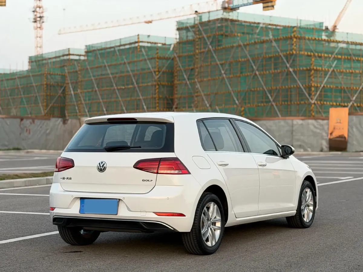 2018 Volkswagen Golf 1.6L 110HP L4 6AT,autocango,china used car exporter,china ev exporter,chinese used car exporter,chinese used ev exporter