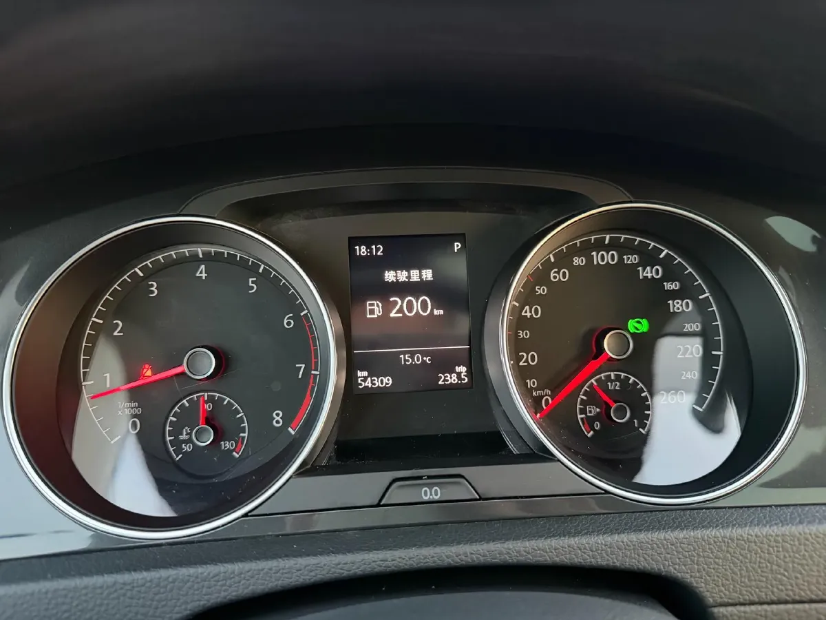 2018 Volkswagen Golf 1.6L 110HP L4 6AT,autocango,china used car exporter,china ev exporter,chinese used car exporter,chinese used ev exporter