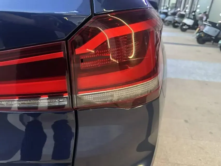 2020 BMW X1 1.5T 140HP L3 7DCT,autocango,china used car exporter,china ev exporter,chinese used car exporter,chinese used ev exporter