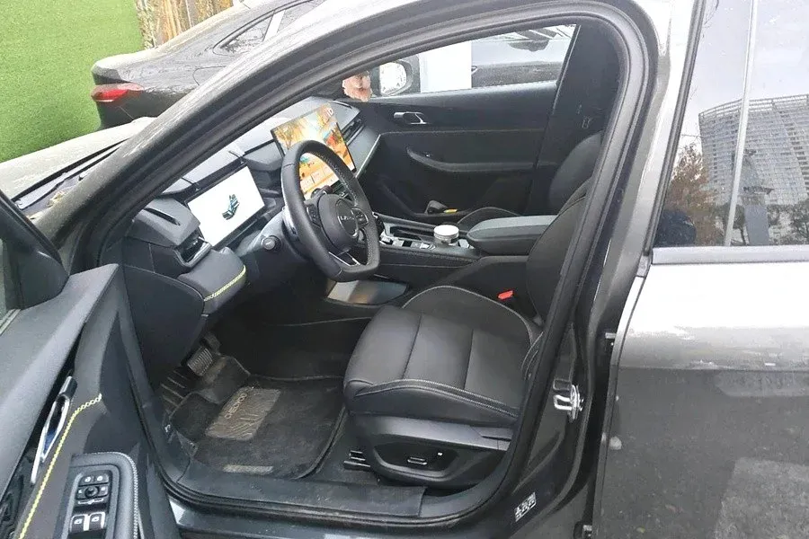 2025 LYNK&CO 03 1.5T 181HP L4 7DCT,autocango,china used car exporter,china ev exporter,chinese used car exporter,chinese used ev exporter