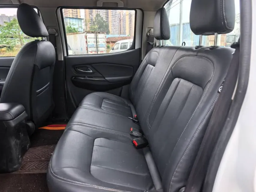 2021 Dongfeng RuiQi 2.4T 165HP L4 5MT,autocango,china used car exporter,china ev exporter,chinese used car exporter,chinese used ev exporter