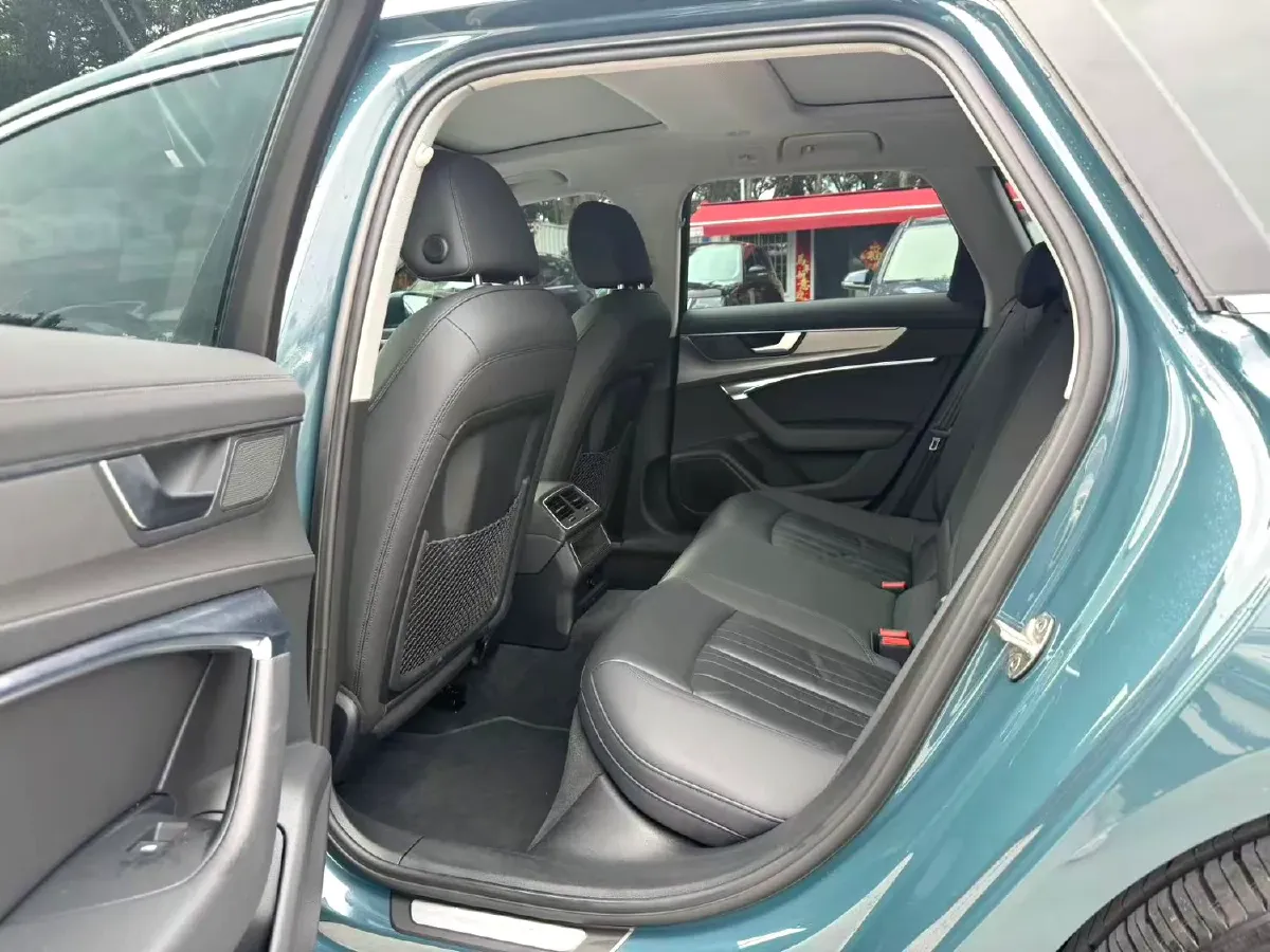 2021 Audi A6 2.0T 190HP L4 7DCT,autocango,china used car exporter,china ev exporter,chinese used car exporter,chinese used ev exporter