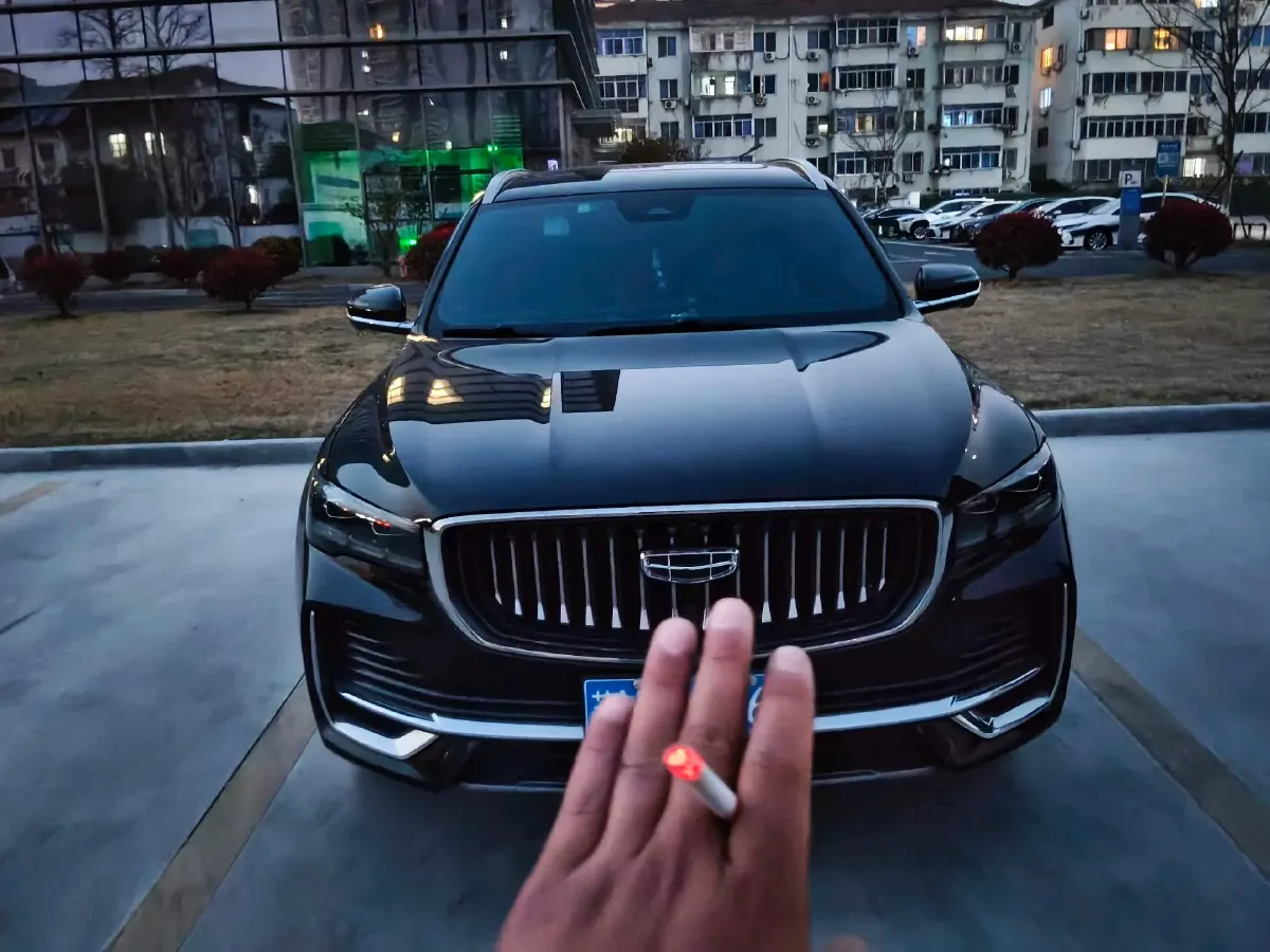 2021 Geely Monjaro 2.0T 218HP L4 7DCT,autocango,china used car exporter,china ev exporter,chinese used car exporter,chinese used ev exporter