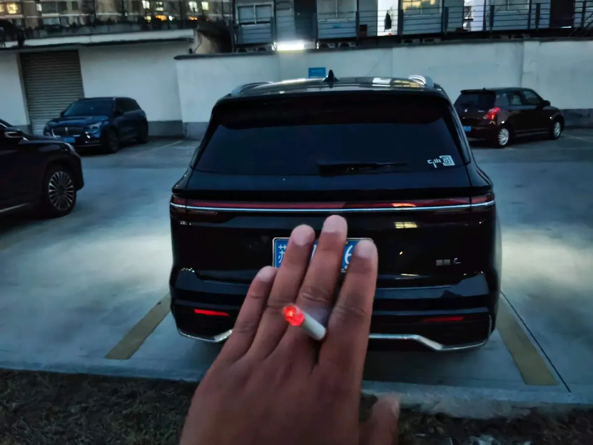 2021 Geely Monjaro 2.0T 218HP L4 7DCT,autocango,china used car exporter,china ev exporter,chinese used car exporter,chinese used ev exporter