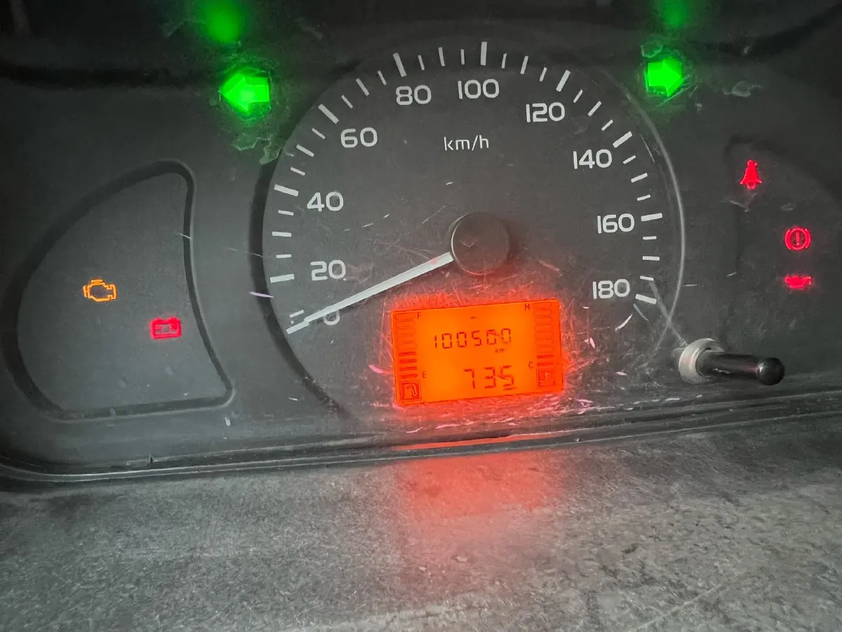 2021 WuLing RongGuang Mini Truck 1.5L 99HP L4 5MT,autocango,china used car exporter,china ev exporter,chinese used car exporter,chinese used ev exporter