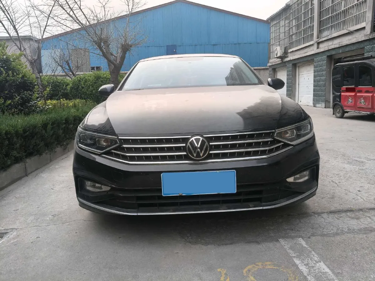 2023 Volkswagen Magotan 1.4T 150HP L4 7DCT,autocango,china used car exporter,china ev exporter,chinese used car exporter,chinese used ev exporter