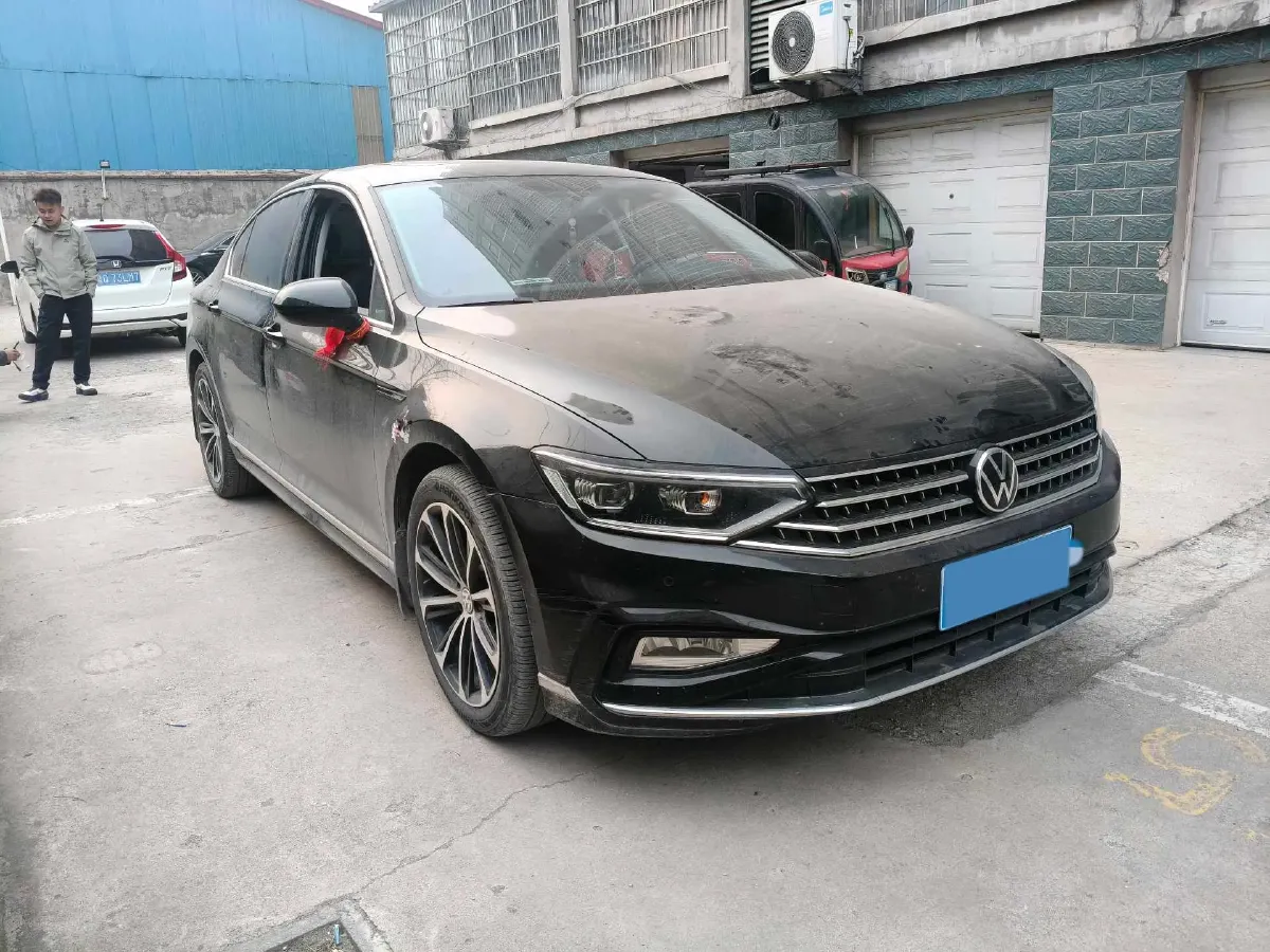 2023 Volkswagen Magotan 1.4T 150HP L4 7DCT,autocango,china used car exporter,china ev exporter,chinese used car exporter,chinese used ev exporter