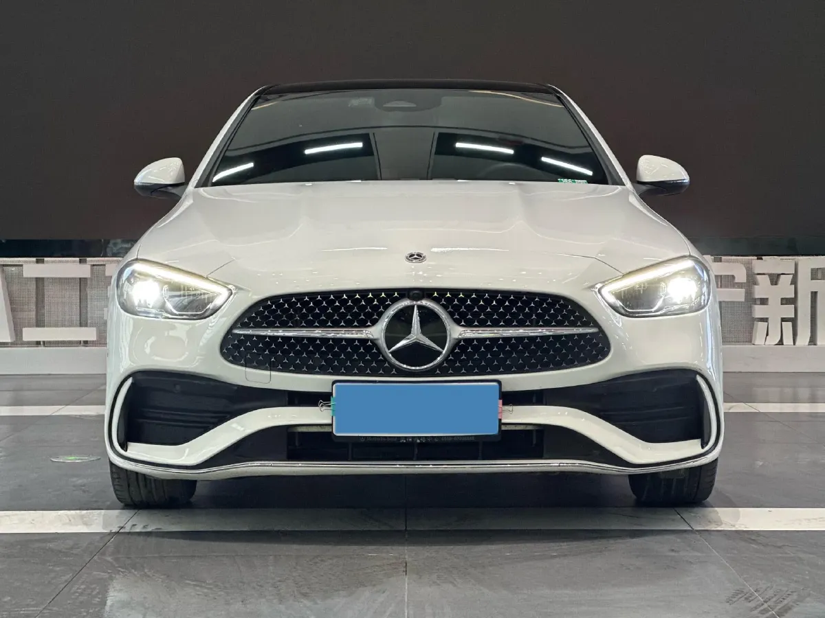 2024 Mercedes-Benz C Class 1.5T 204HP L4 9AT,autocango,china used car exporter,china ev exporter,chinese used car exporter,chinese used ev exporter
