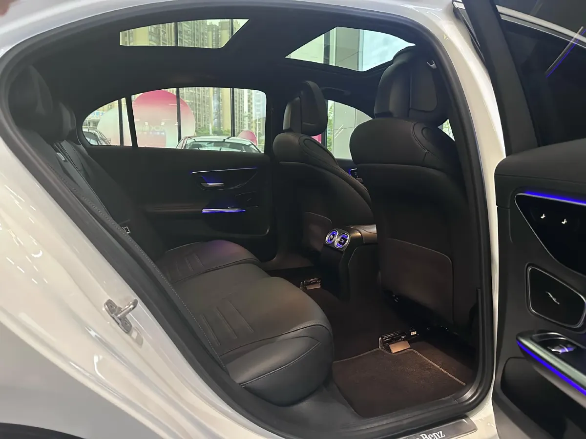 2024 Mercedes-Benz C Class 1.5T 204HP L4 9AT,autocango,china used car exporter,china ev exporter,chinese used car exporter,chinese used ev exporter