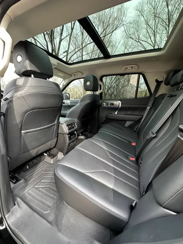 2023 Tank 400 2.0T 252HP L4 9AT PHEV 37.1KWH,autocango,china used car exporter,china ev exporter,chinese used car exporter,chinese used ev exporter