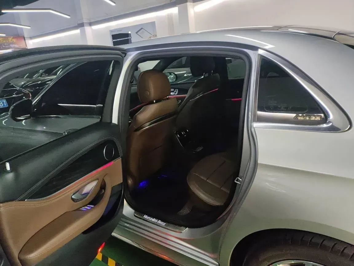 2021 Mercedes-Benz E Class 2.0T 258HP L4 9AT,autocango,china used car exporter,china ev exporter,chinese used car exporter,chinese used ev exporter