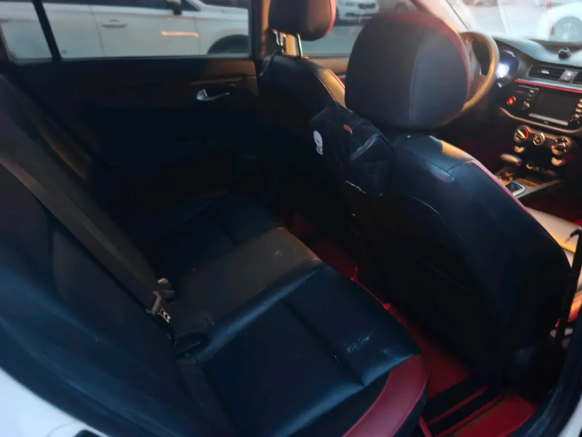 2019 ChangAn CS35 Plus 1.6L 128HP L4 6AT,autocango,china used car exporter,china ev exporter,chinese used car exporter,chinese used ev exporter